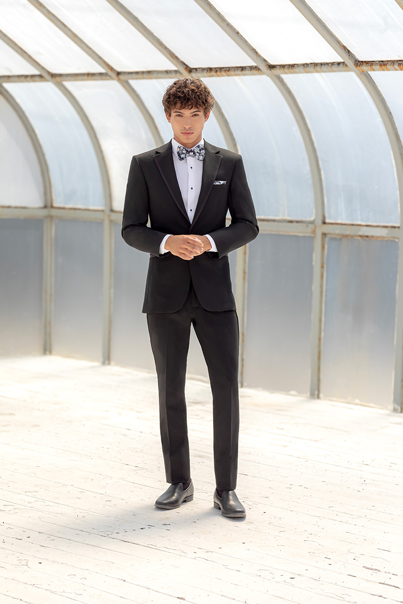 314 Metro_Notch_Black_Tux_SINGLR LR.jpg